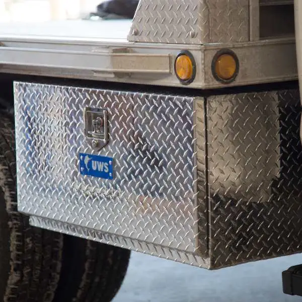 Single-Door_Underbody_Tool_Box_54-600x600_Web_Optimized